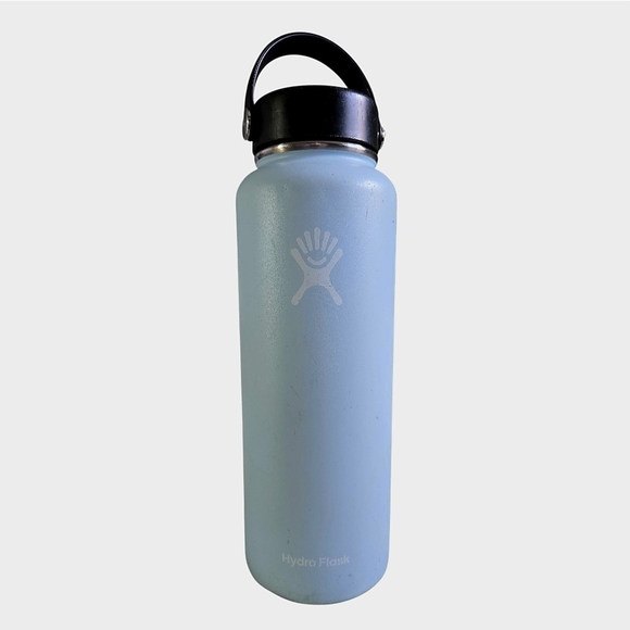 Hydro Flask Light Blue Water Bottle 40oz - Picture 1 of 7